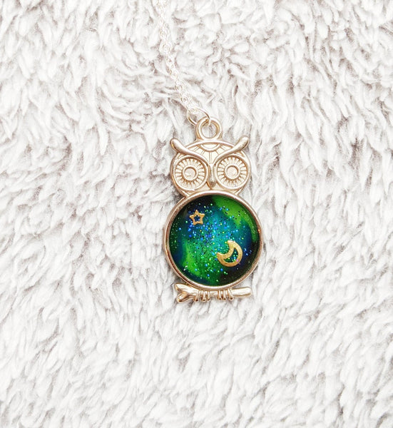 Northern Lights Owl Pendant Necklace (Galaxy Owls Collection)