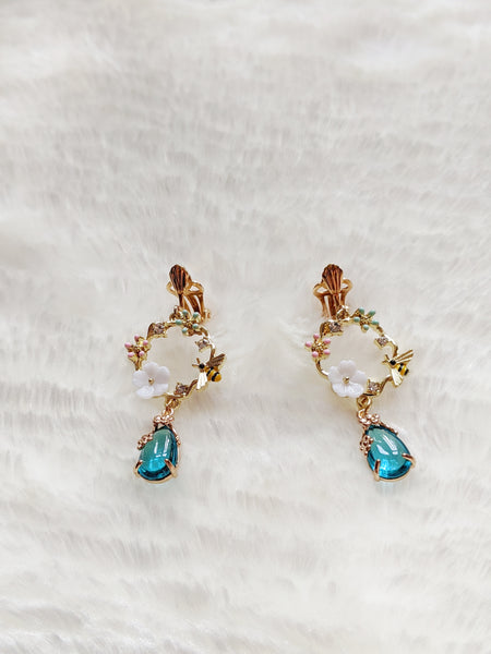 'Emilie' Bee Honey Drop Earrings (Princess Collection)