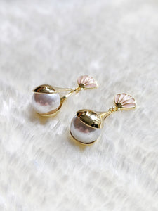 'Julie' Pearl and Fan Earrings (Princess Collection)