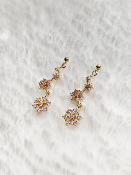 'Evelyn' Snowflake Trio Earrings (Princess Collection)