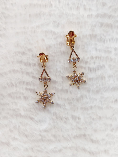'Reagan' Medium Snowflake Earrings (Princess Collection)