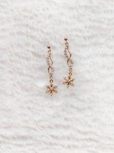 'Lydia' Small Snowflake Earrings (Princess Collection)