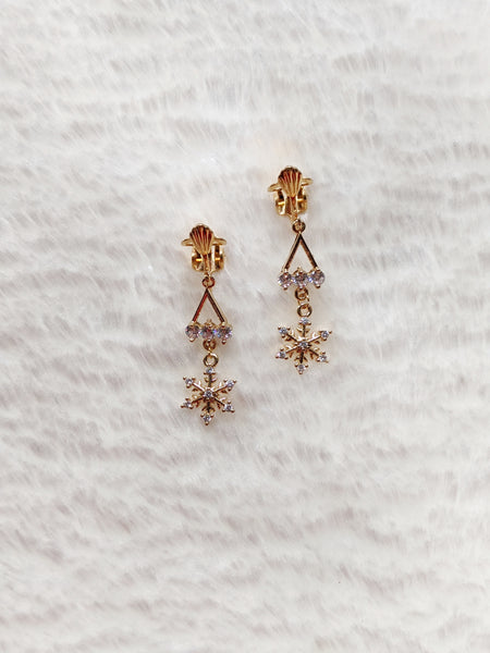 'Reagan' Small Snowflake Earrings (Princess Collection)