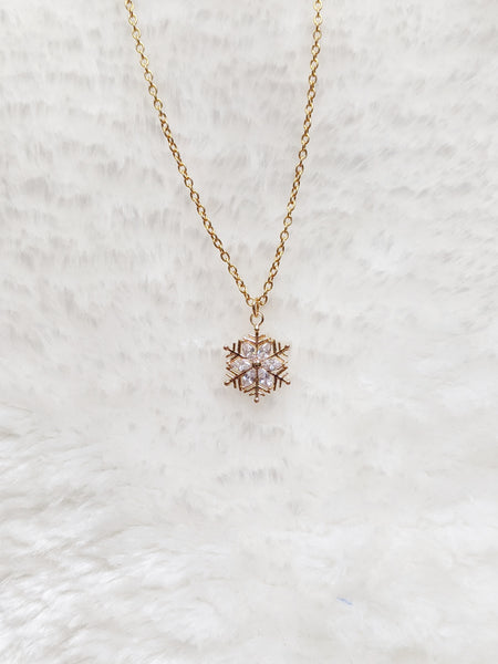 'Ice Queen' Flowery Snowflake Necklace (Princess Collection)