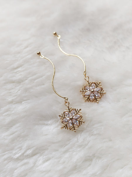 'Amber' Flowery Snowflake Earrings (Princess Collection)