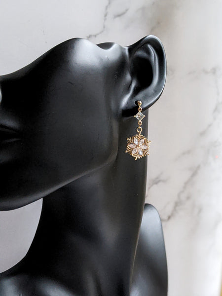 'Morgan' Flowery Snowflake Earrings (Princess Collection)